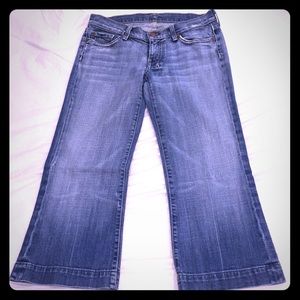 7 For All Mankind Dojo Crop Size 27 Light Wash